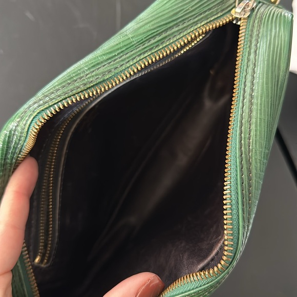 Louis Vuitton crossbody no strap - Picture 7 of 13